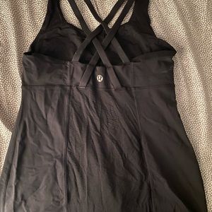 Lululemon tank cross back!